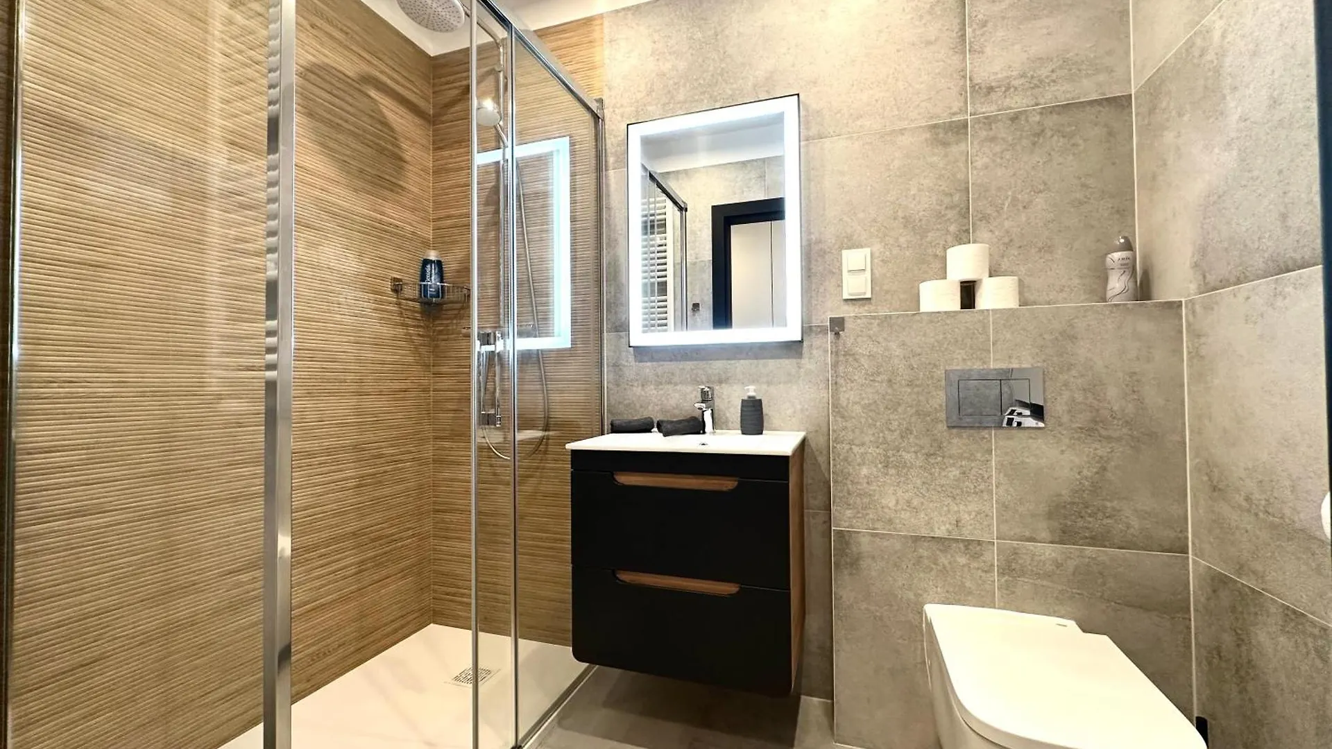 Traugutta Apartment - Fitness & Parking Βρότσλαβ