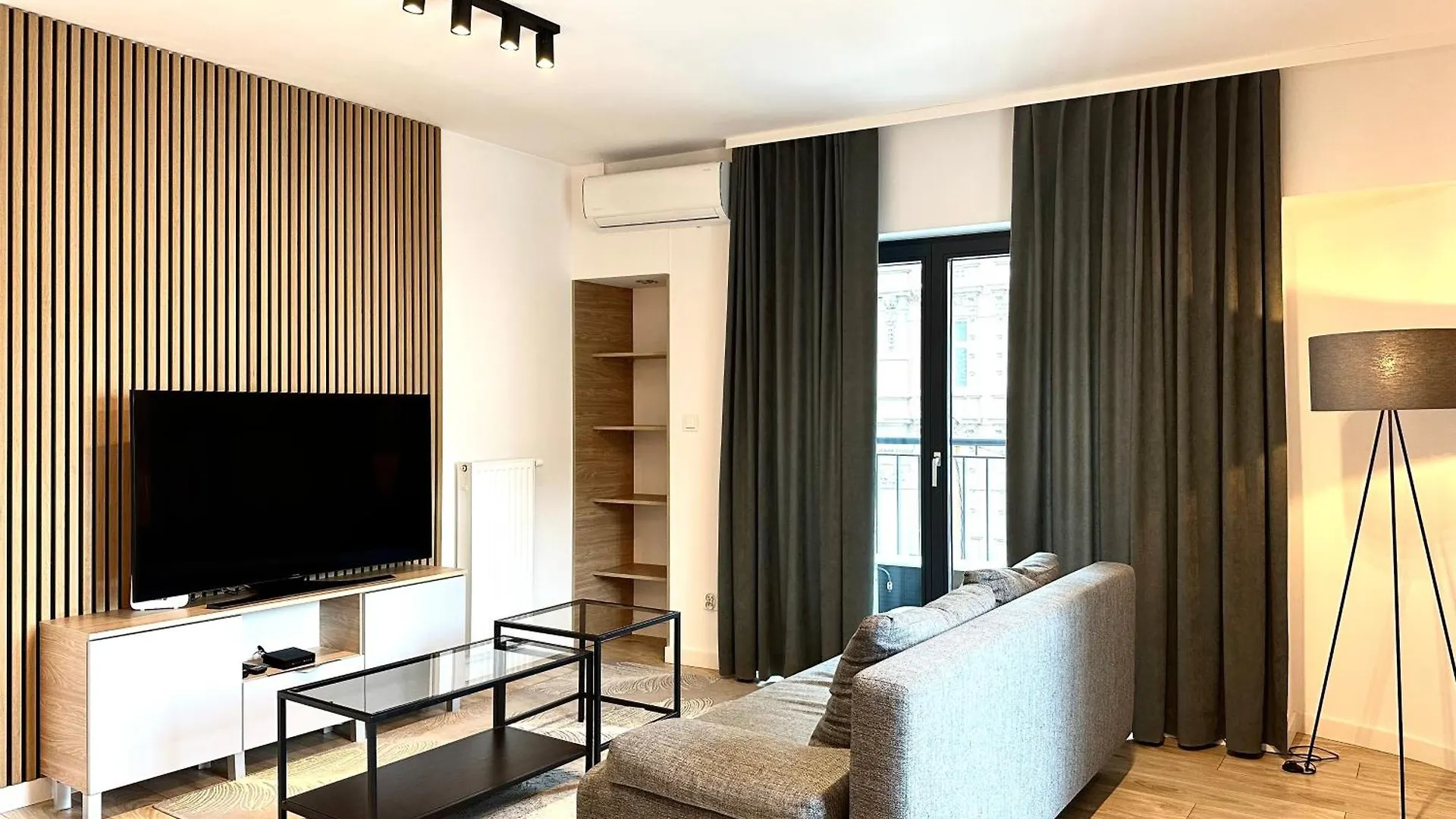 Traugutta Apartment - Fitness & Parking Βρότσλαβ